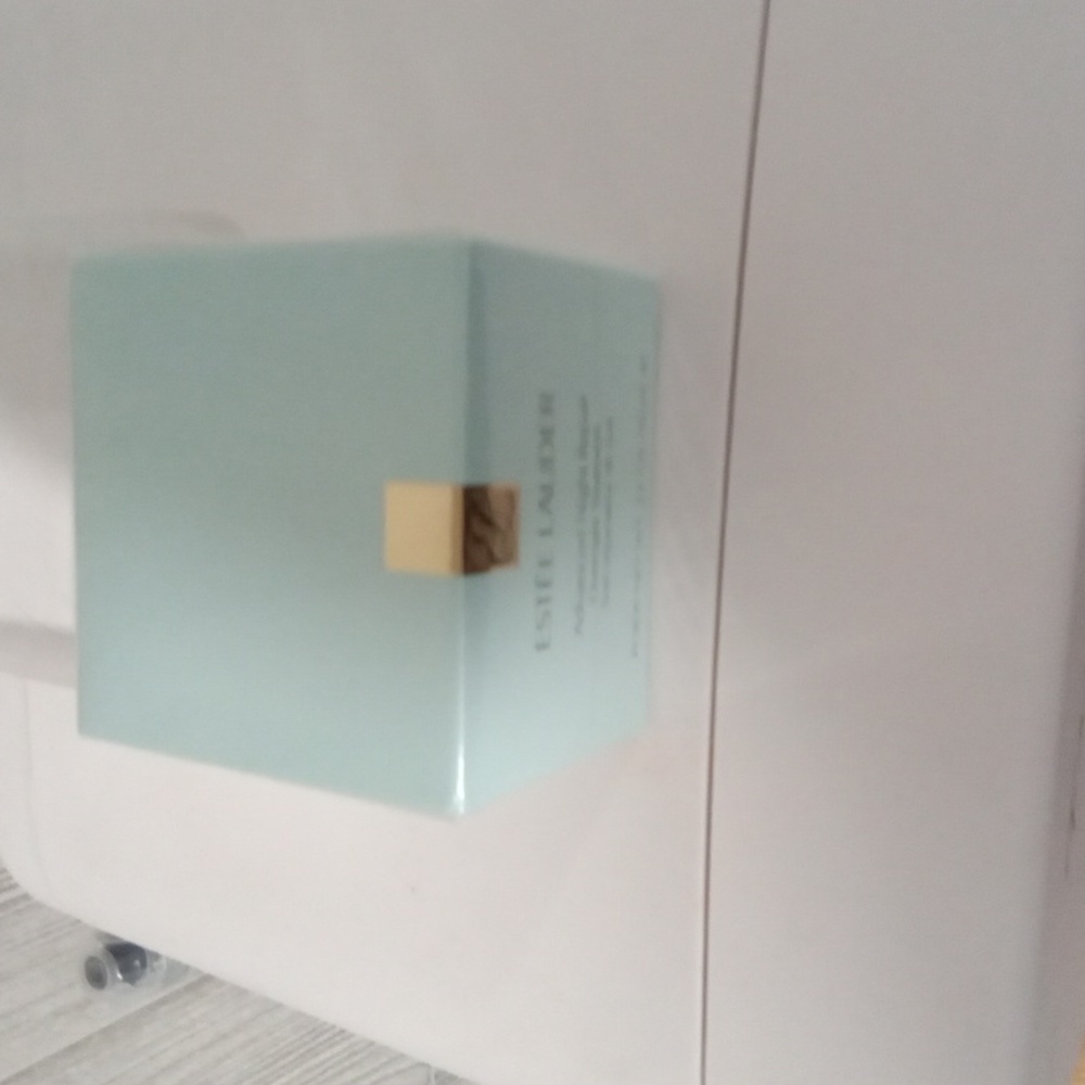 Estee lauder nwt!